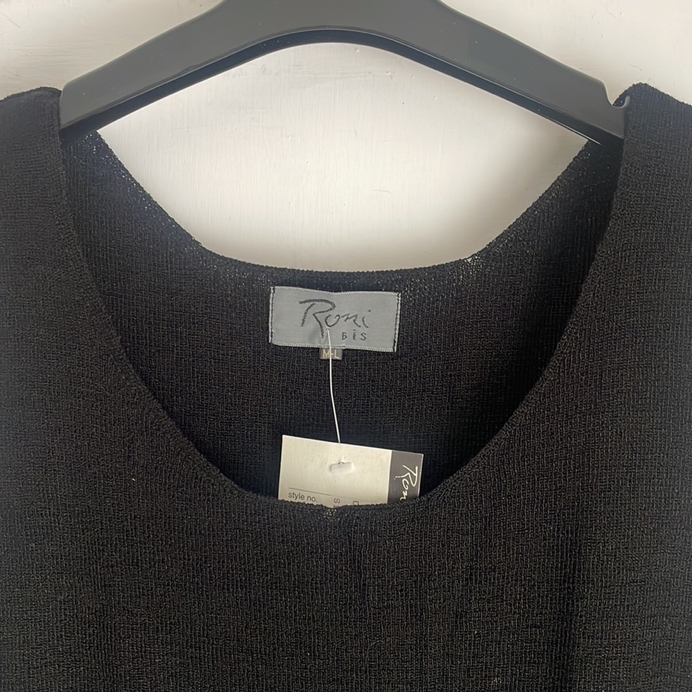 NEW Roni Bis Black Knit Shell M/L - Picture 2 of 5